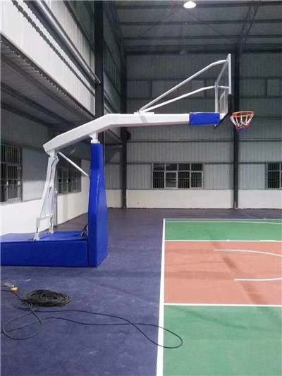 四川哪里有卖移动篮球架一套多少钱？
