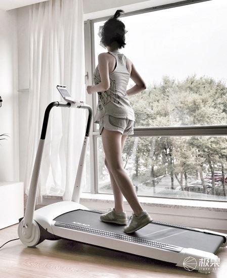 小乔跑步机