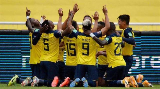 厄瓜多尔世界杯预选赛成绩(世预赛阿根廷厄瓜多尔)