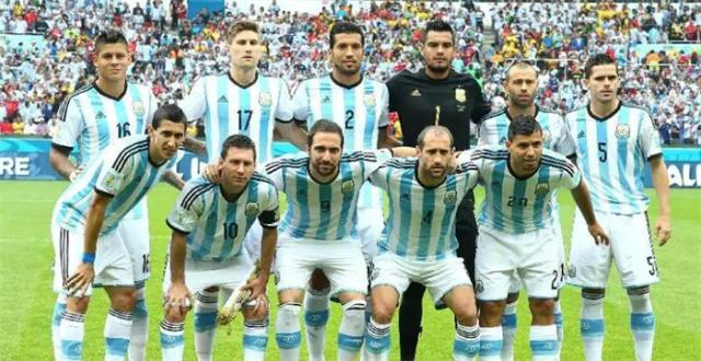 阿根廷下一场比赛踢谁(阿根廷输了几场球)图1