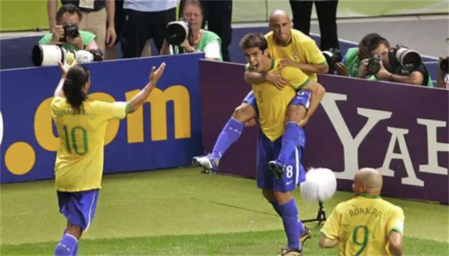 克罗地亚vs巴西交锋4次巴西取得3胜1平的不败战绩(2014年图1