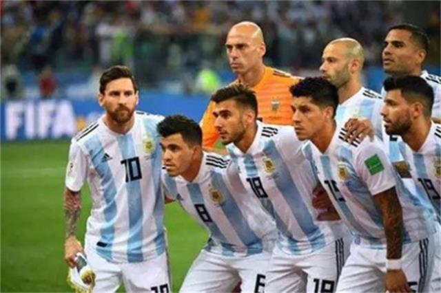 阿根廷复仇成功，梅西捧起大力神杯正式加冕球王（2022世界杯）