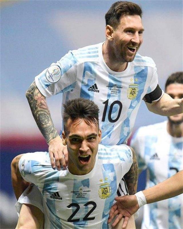 梅西双响，阿根廷点球取胜终夺冠（2022世界杯）
