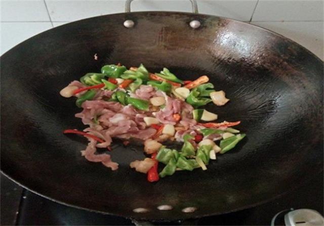 土豆炖肉怎么做