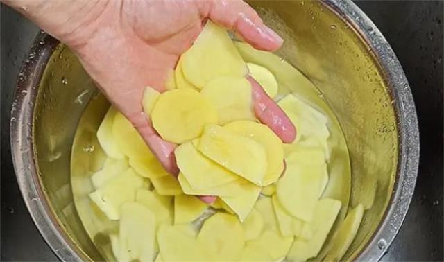 干锅土豆片家常制作方法