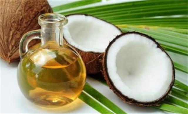 椰子油的妙用方法有这几点(椰子油的用法和功效)图1