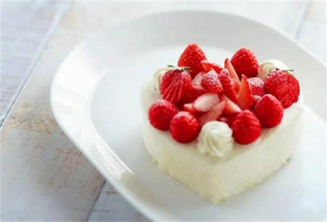美味的草莓蛋糕这样制作