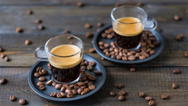 ​喝咖啡的好处和坏处 黑咖啡真的能帮助减肥吗