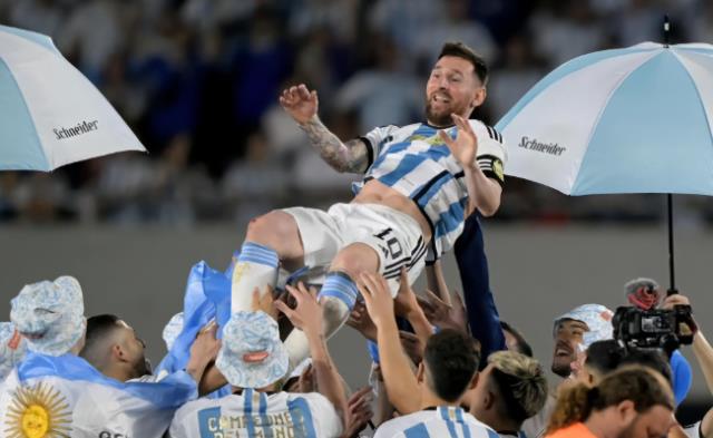 阿根廷世界杯夺冠庆典 现场有多热闹？图1